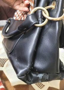 VanHeusen Hand Bag With Handle &amp;sling