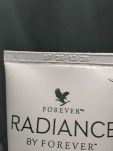 Forever Radiance Moisturizer