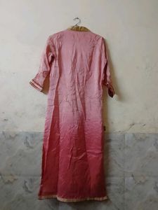 Elegant Pink Embroidered Kurta