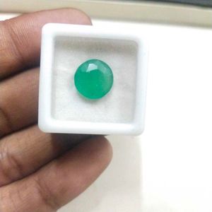 NATURAL GREEN ONYX HAQIQ 4.40 CTS. Loose Gemstone