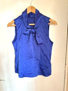 Beautiful Top With Tie