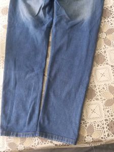 Straight Fit Jeans