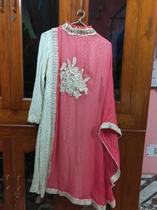 Beautiful Pink &amp; White Dress For Girls