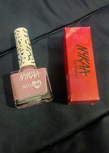 It&#39;s Lipstick And Nail paint