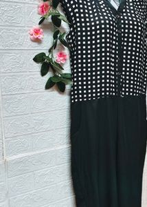🎁Buy Two Get One Item Free🎁Checkered Black &amp; Whi