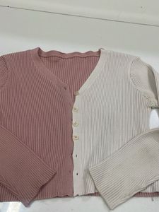 Cute Two-Tone Knit Top