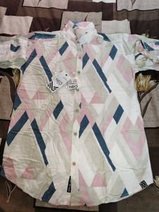 Geometric Print Button-Down Shirt