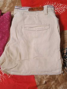 red shirt golden pant