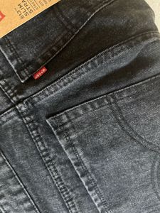 Slight Baggy Jean 32,34 Waist