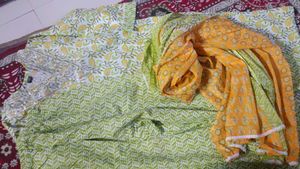 Lime &amp; Yellow Paisley Salwar Kameez Suit