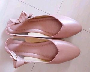 Women&#39;s Peach Belly Footwear