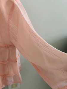 Pretty Peach Top