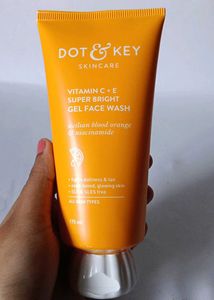 Dot &amp; Key Vitamin C Face Wash