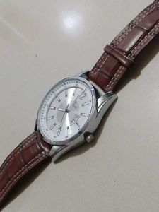 Titan Classic Brown Leather Watch 🤤