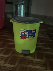 Mini Dustbin