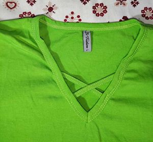 🌿 Bright Green Women’s Full-Sleeve Top – Trendy V