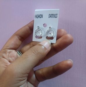 FASHION EARNING