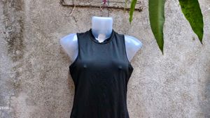 6.26.2 SEXY BLACK BODYCON