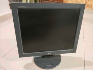 LG Flatron L1730S Monitor