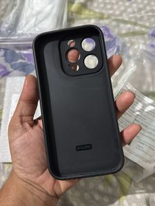 Patterned I Phone 15 Pro Case