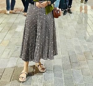 Stretchable Satin Skirt