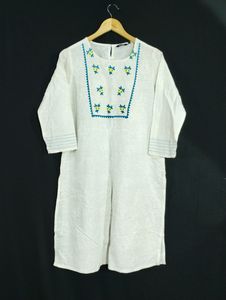 Zudio White Floral Printed Kurti (Women)