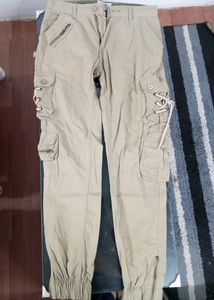 Pure cotton jogger cum cargo..Branded item