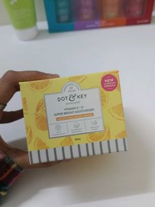Dot & Key Moisturizer
