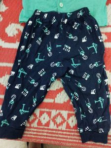 Green Baby Boy Dailu Wear Set... T Shirt With Pant... 6-12 Month Baby.. Unisex Cloth...in Cash 40 Rs...