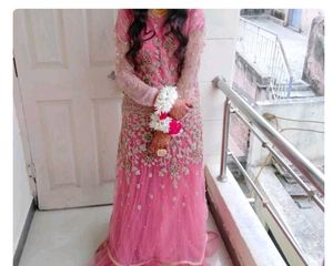 Elegant Pink Embroidered Gown💥