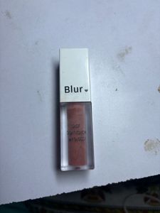 Blur Lip Gloss (soft brown )