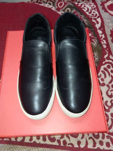 DCYPHR Black Slip-On Casual Shoes loafers
