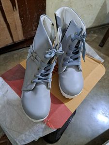 Girls Shoes