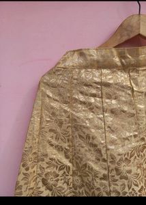 Golden skirt in good condition like new