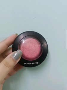 MAC Mineralised Blush Petal Power