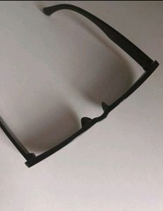 Fashionable UV Protected Sunglasses