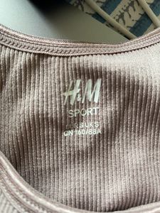 H&amp;M PADDED SPORTS TOP