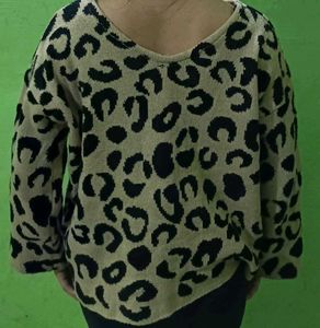 Leopard Print V-Neck Sweater