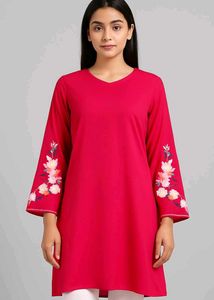 Floral Embroidered Kurta From Sassafras | XL