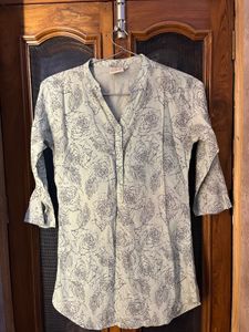 Floral Print 3/4 Sleeve Top