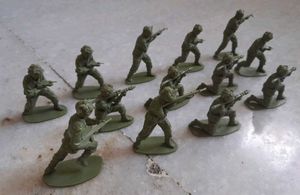 Vintage Green Army Men Figures