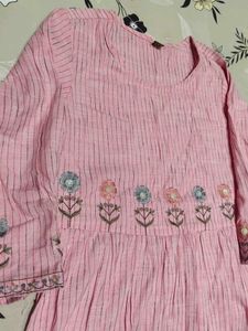 Elegant Short Kurti (Women&#39;s)