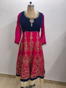 Pink &amp; Navy Embellished Kurti