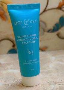 Dot &amp; Key Skincare Face Wash Set