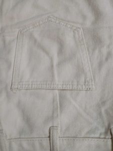 White High Waisted Raw Hem Denim Shorts I S