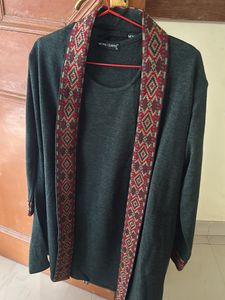 Women Sleeveless Kurti With Beautiful Shrug