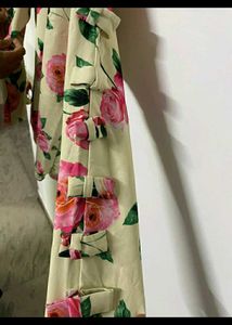 floral top