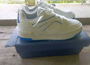 Red Tape Sneakers