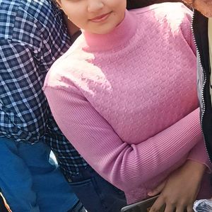 Pink Round Neck Woolen Top