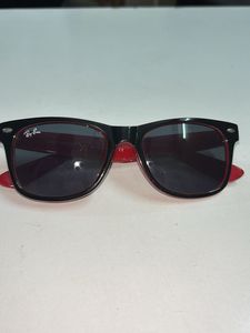 Ray-Ban Wayfarer Sunglasses